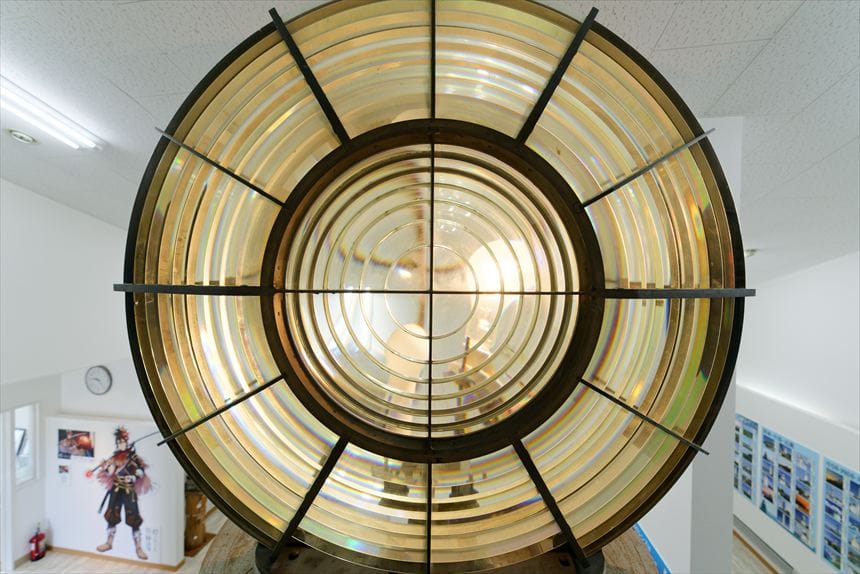 入道埼灯台のフレネルレンズ