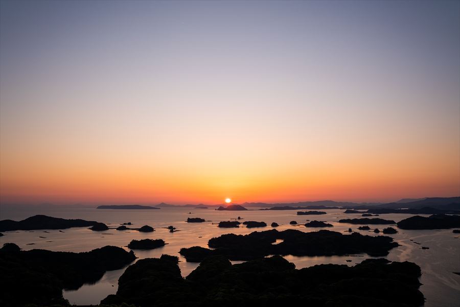展海峰　日没の瞬間