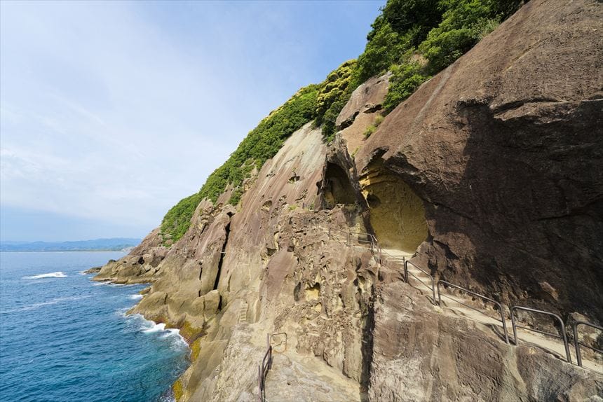 鬼ヶ城内部の洞窟のような奇岩群