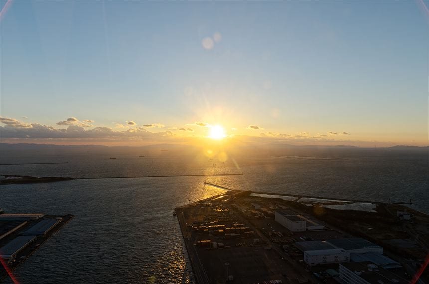 さきしまコスモタワー展望台から見る夕日（夕日百選）