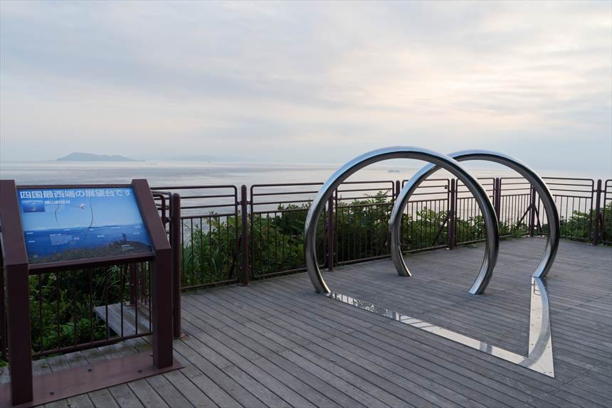 四国最西端の展望台である椿山展望台
