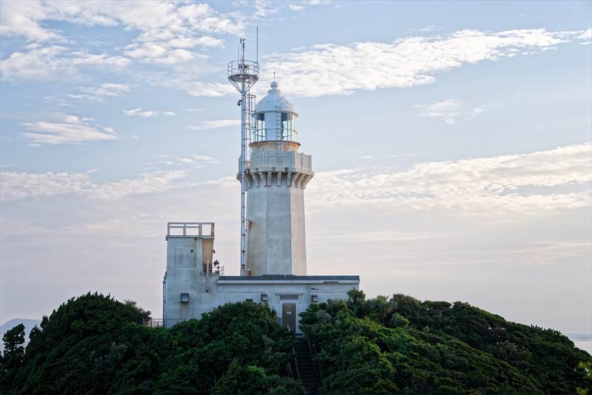 佐田岬灯台への道