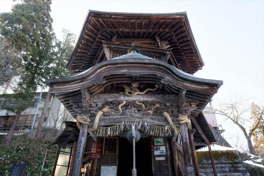 さざえ堂の外観 正面